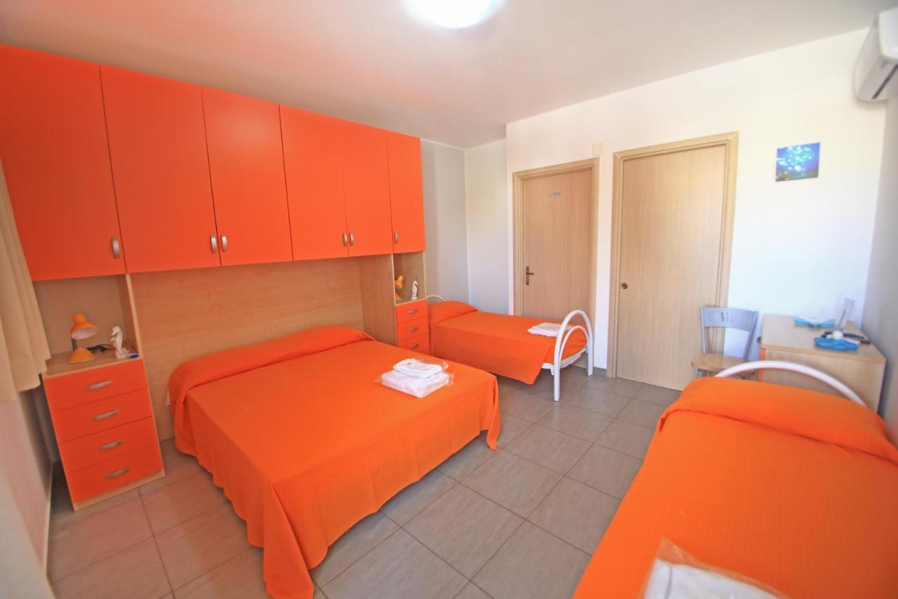 B&B Tramonti Del Sud เลชเช ภายนอก รูปภาพ