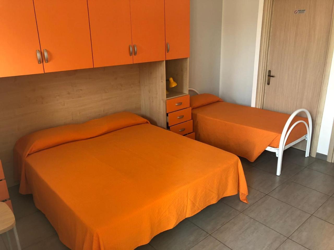 B&B Tramonti Del Sud เลชเช ภายนอก รูปภาพ
