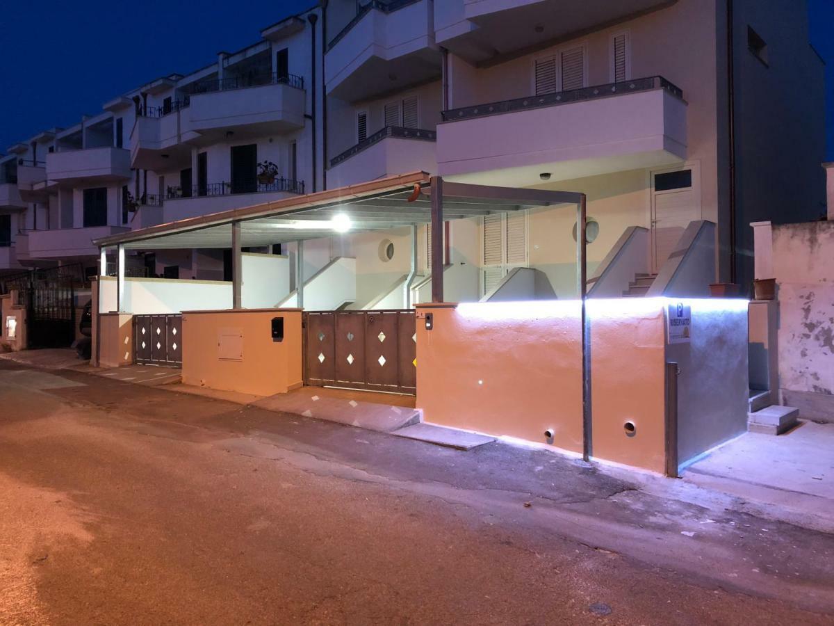 B&B Tramonti Del Sud เลชเช ภายนอก รูปภาพ